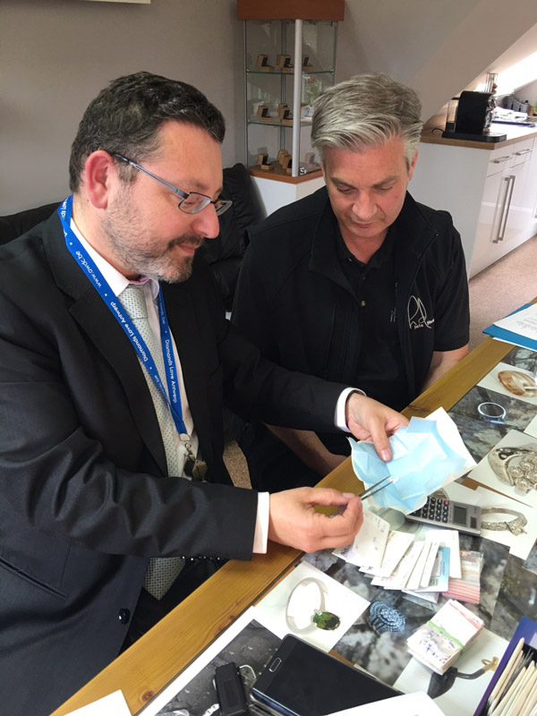Henri Keesje and Iain Henderson selecting new diamond for customers
